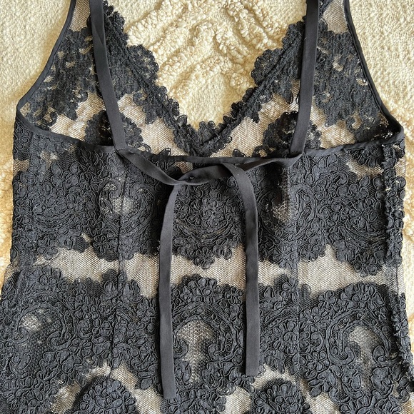 Aritzia Babaton Black Lace Top - S - Picture 4 of 7